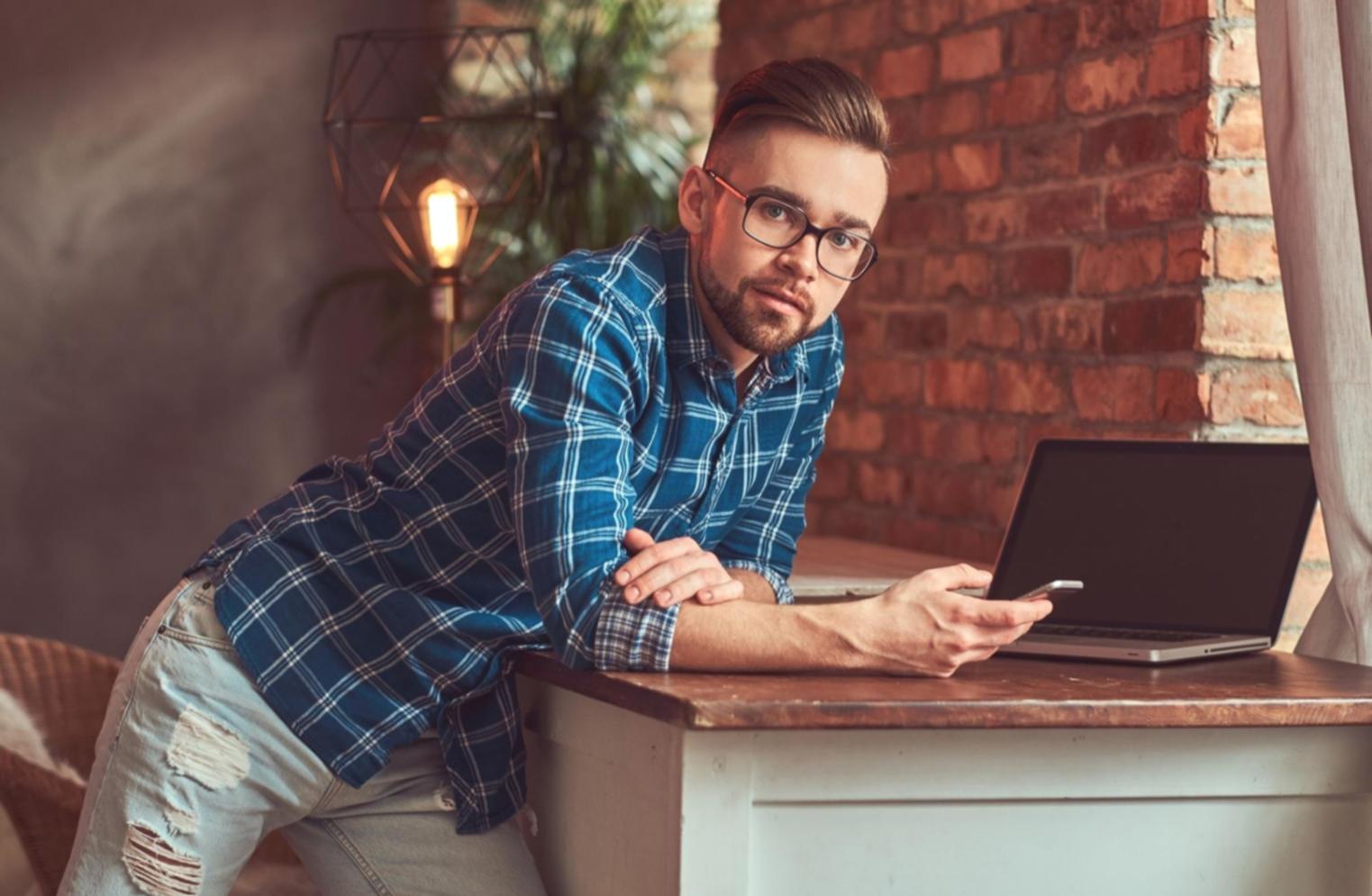 Studierende arbeiten an einem Computer-Vision-Datensatz